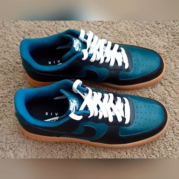 Nike Air Force 1 Low '07 LV8 - Picture 3 of 16